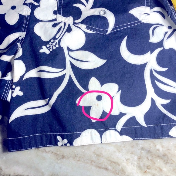 ☀️ Shingaar Swim/Shorts in Classic Hawaiian Floral Navy/White - Picture 7 of 7